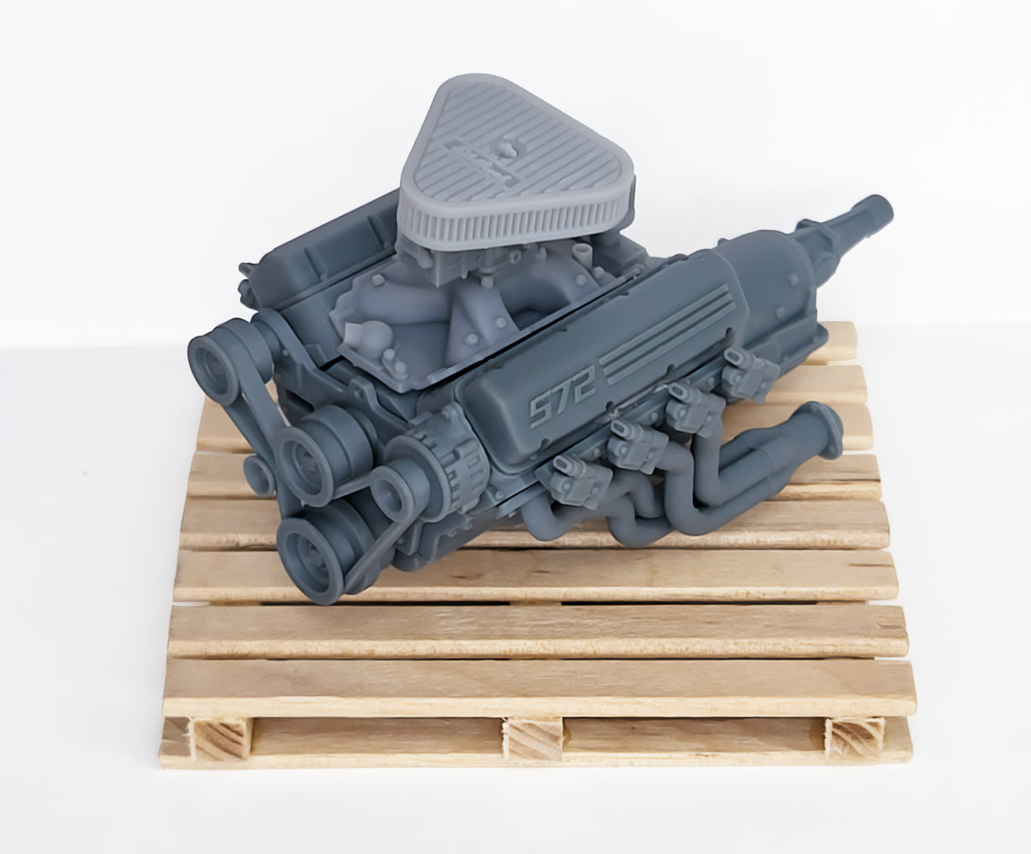 572 BBC Engine Single Carb Intake(Trans Sold Seperately)