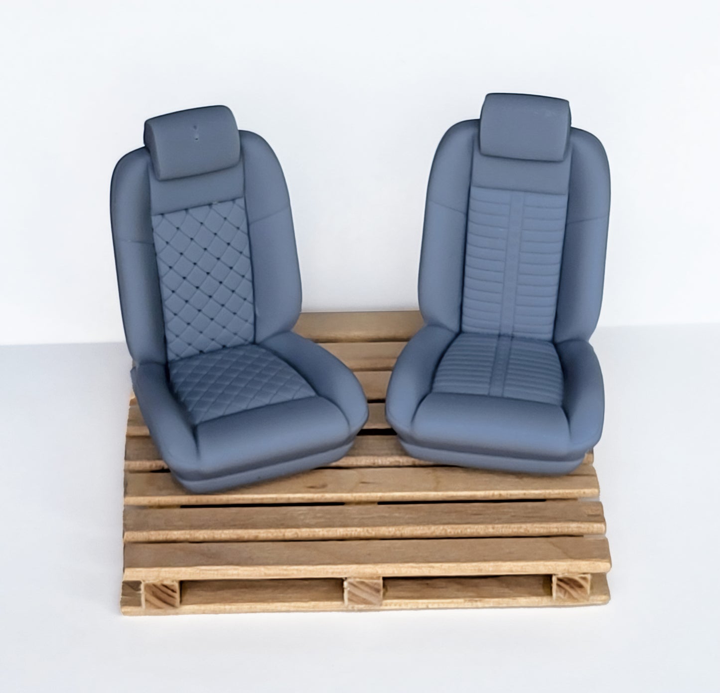 BB04 Seat - Diamond or Stripe Patterns