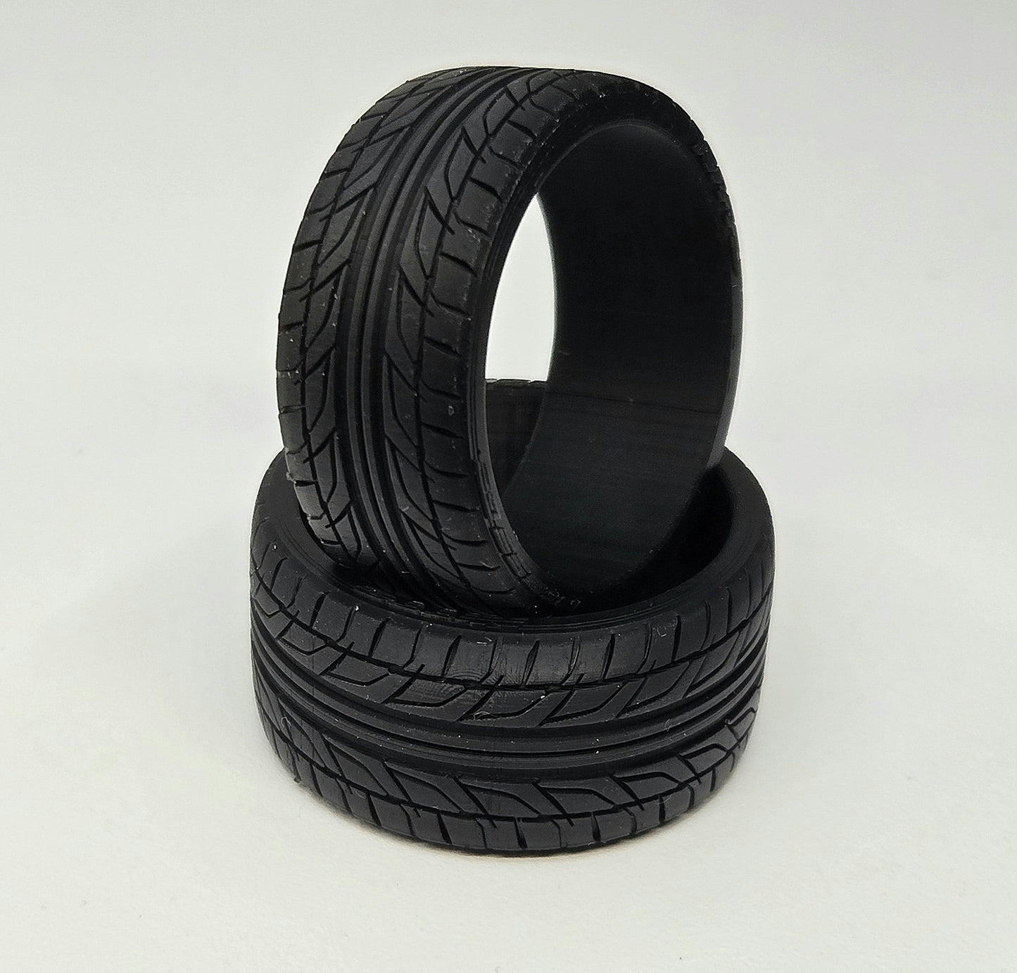 1:18 NITTO NT555 G2 Tires